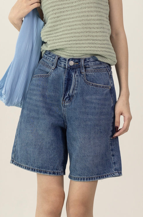 ELARA DENIM SHORTS [ 3 SIZES }